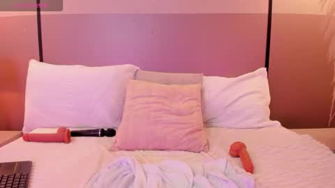 alisson_81 online show from March 11, 3:00 am