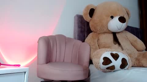 alisson online show from January 8, 1:53 am