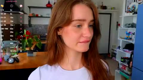 Alivia    online show from June 24, 8:35 am