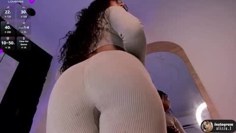 alizza_ online show from September 30, 12:00 pm