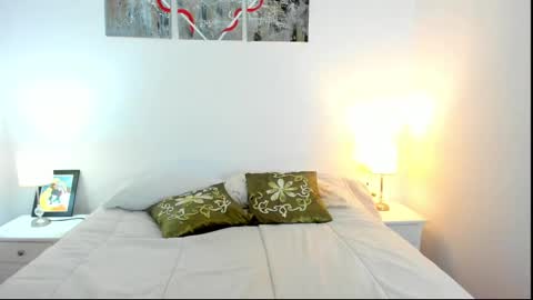 allie jones online show from September 29, 11:54 pm