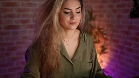 Allie online show from January 4, 6:30 am