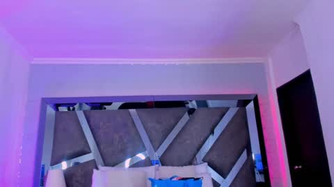 Snapshot of allijadid chatting on February 1, 10:37 am online show from February 1, 10:37 am