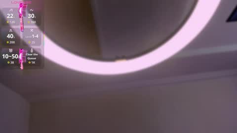    online show from November 13, 10:25 am