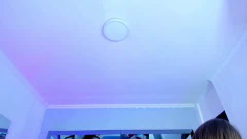 Snapshot of allijadid chatting on February 23, 10:43 am online show from February 23, 10:43 am