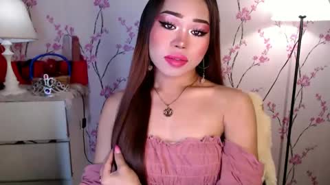 Snapshot of allirah20x chatting on March 3, 6:53 pm Allirah online show from March 3, 6:53 pm