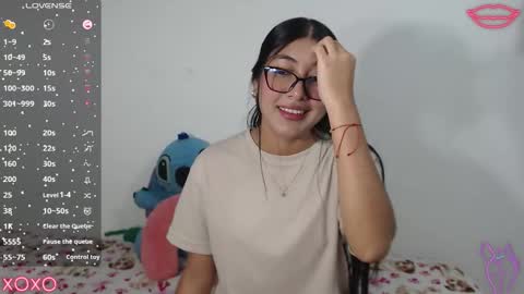 Snapshot of allison_18_ chatting on September 25, 7:40 am Nana online show from September 25, 7:40 am