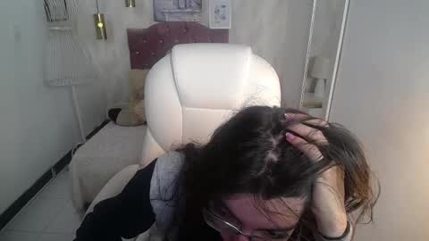 alison online show from November 14, 9:04 pm