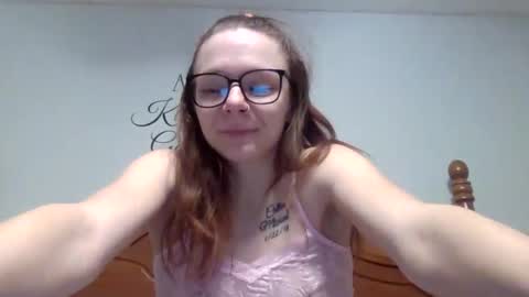 allthefun101 online show from February 19, 2:55 am