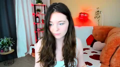 alluringeyess online show from June 19, 4:32 pm