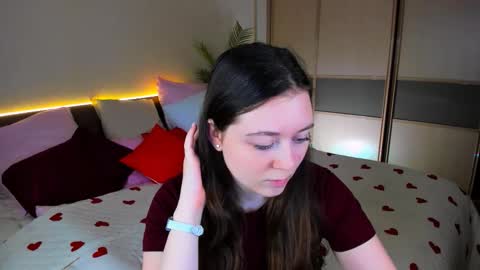 alluringeyess online show from March 16, 2:21 pm