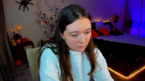 alluringeyess online show from October 28, 4:57 pm