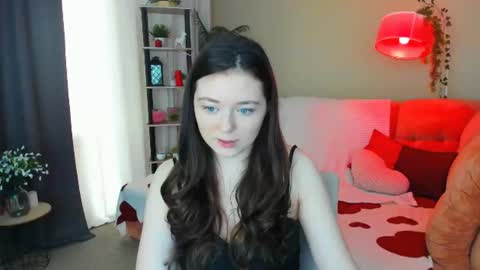 alluringeyess online show from July 11, 4:23 am