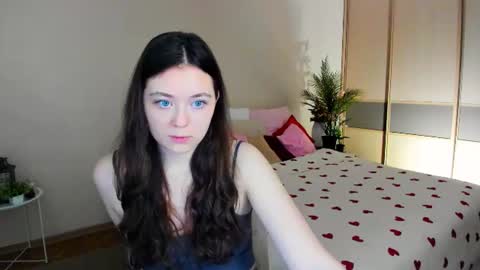 alluringeyess online show from June 29, 11:21 am