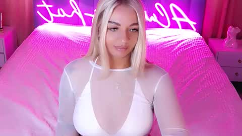 AlwaysHot online show from September 23, 2:21 am