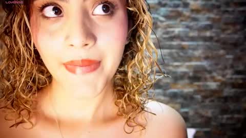 ally_summer online show from November 23, 11:17 pm