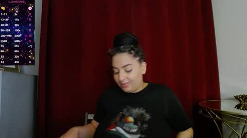 Snapshot of allyiah chatting on October 13, 9:17 pm online show from October 13, 9:17 pm