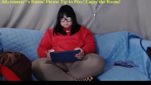 Allyssamay online show from March 11, 9:57 am