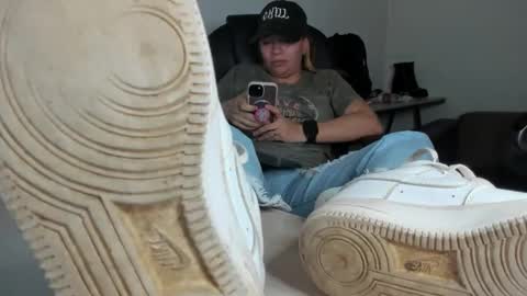 ALMA FENIX  online show from March 27, 8:26 am