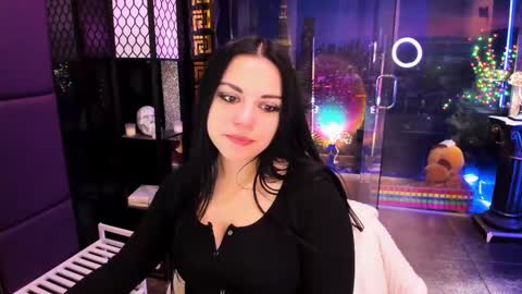 Snapshot of alma_pearl chatting on February 23, 11:25 am Alma online show from February 23, 11:25 am