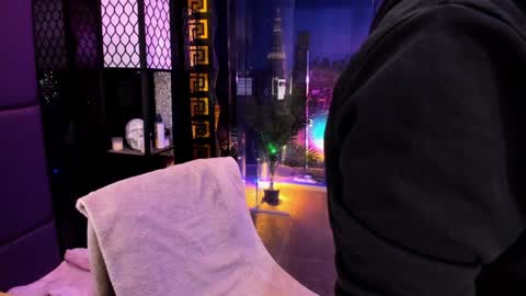 Alma online show from December 14, 9:37 am