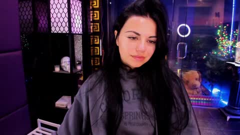Snapshot of alma_pearl chatting on September 17, 5:38 am Alma online show from September 17, 5:38 am