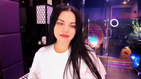 Snapshot of alma_pearl chatting on March 12, 7:57 am Alma online show from March 12, 7:57 am