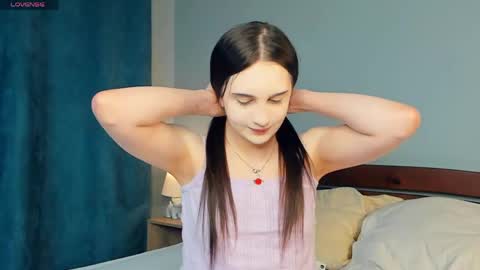 Alona online show from June 7, 6:59 pm