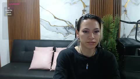 alonddra_tay online show from May 26, 11:53 am