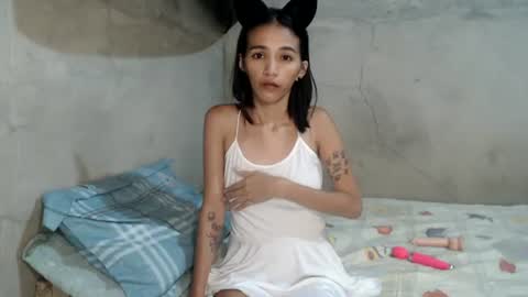 Alondra  online show from July 9, 4:48 am