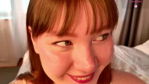 Lilu online show from May 6, 6:06 am