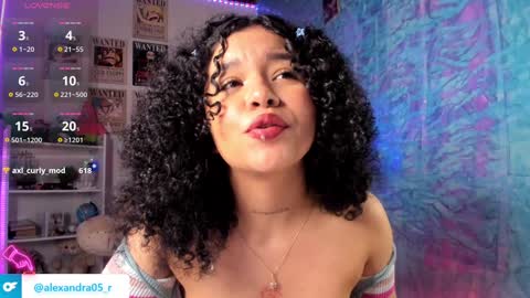 Snapshot of alx_curly chatting on January 6, 10:26 pm ALEXA online show from January 6, 10:26 pm