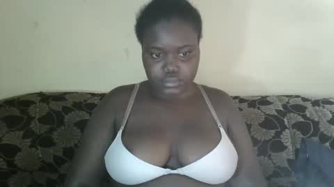 Snapshot of alyabeiby chatting on October 14, 5:21 am alyabeiby online show from October 14, 5:21 am