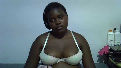 Snapshot of alyabeiby chatting on September 18, 9:02 pm alyabeiby online show from September 18, 9:02 pm