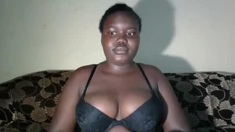 Snapshot of alyabeiby chatting on October 5, 4:01 pm alyabeiby online show from October 5, 4:01 pm