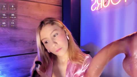 Alya online show from November 20, 10:49 am