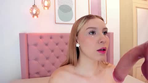 Alya online show from October 26, 5:19 pm