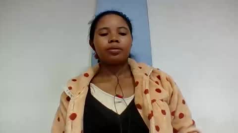 alydie7 online show from June 6, 7:14 am