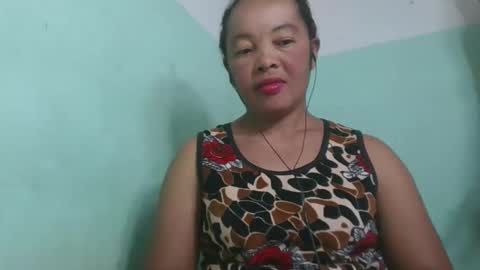 alypierette online show from May 20, 6:32 am