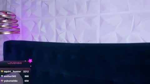 sopie online show from February 7, 1:43 pm