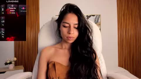 alyssabeauty_ online show from June 22, 9:34 pm