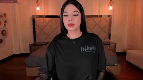 Aly  online show from July 30, 10:49 am