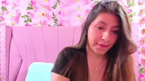 alyy_brown online show from December 3, 2:14 am