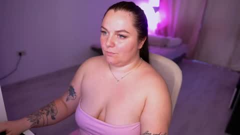 amalia_minkxx online show from May 28, 4:16 pm