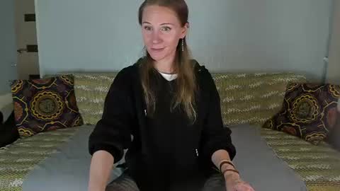 Amalia online show from July 17, 10:19 am