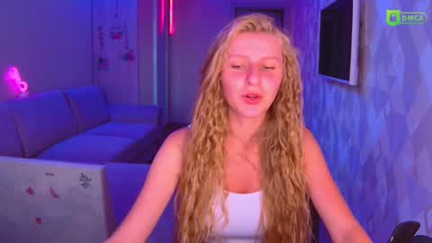 Amalia online show from September 22, 3:10 pm