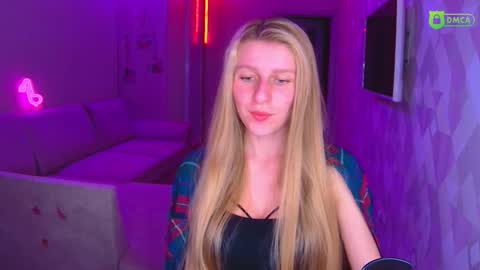 Amalia online show from November 24, 2:08 pm