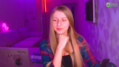 Amalia online show from December 14, 2:10 pm