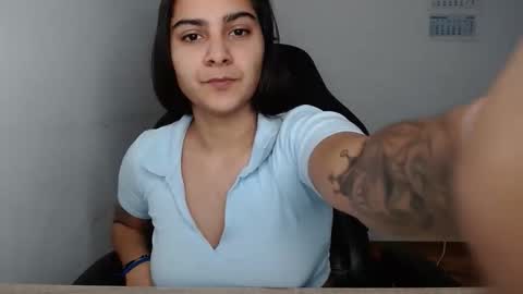 The queen of the biceps  online show from December 21, 11:19 pm