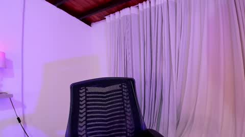 Luisa online show from March 5, 1:10 am